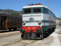 Vedi album Ferrovie Kaos al Porte Aperte di La Spezia 2015